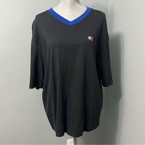 TOMMY HILFIGER vintage v-neck black short sleeve t-shirt size XL